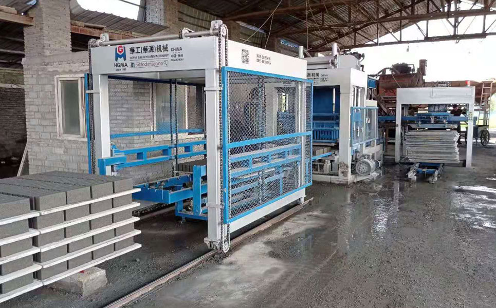  HGMA آلة صنع الطوب النفايات البناء وضعت في شيان هوبى 